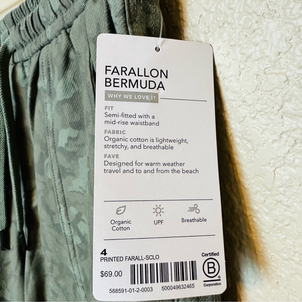 Athleta Farallon Bermuda Green Camo Shorts Size 4 - Picture 9 of 9